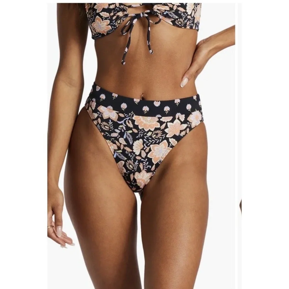 Billabong Hide Away Hippie Maui Rider Swim Bottoms. S. Cheeky. High Thigh. - Picture 1 of 6